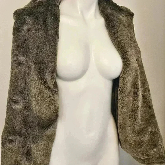 EDDIE BAUER SEATTLE SUEDE VEST SIZE MEDIUM EUC - Picture 5 of 11